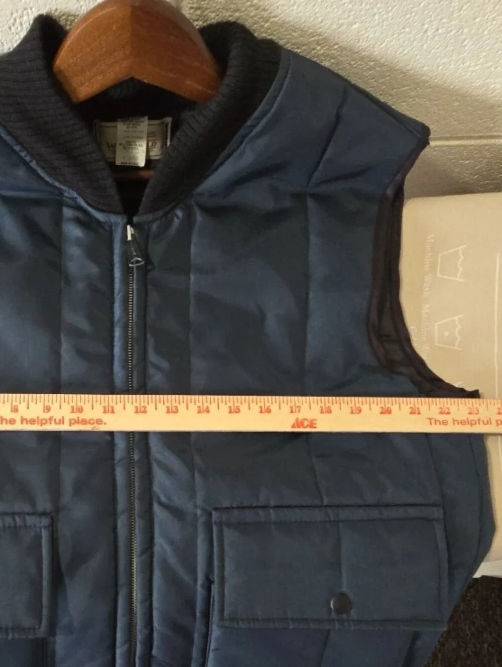 Vintage Woodfield Mens Vest Navy Size XL MADE IN USA Zipper Pockets
